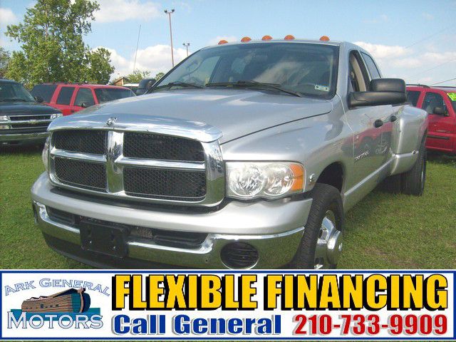 Dodge Ram 3500 2004 photo 36