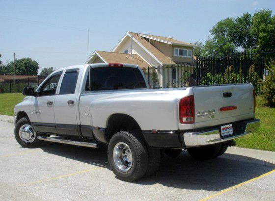 Dodge Ram 3500 2004 photo 1