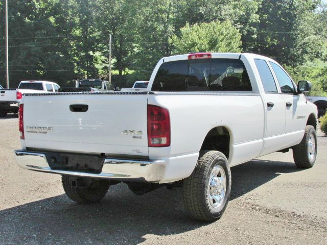 Dodge Ram 3500 323i 4dr Sdn Sedan Crew Cab Pickup