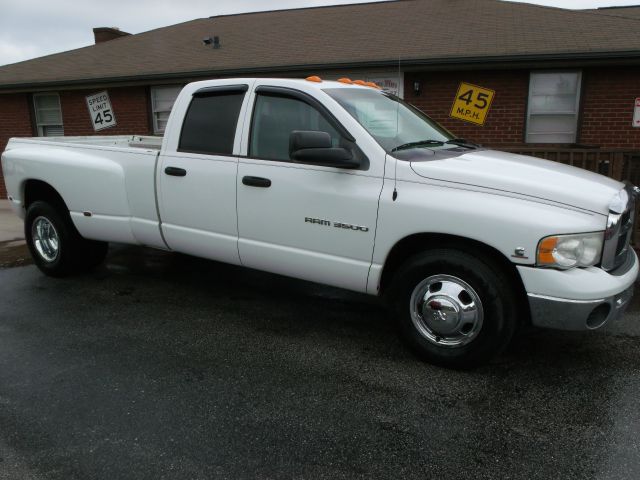 Dodge Ram 3500 2004 photo 4