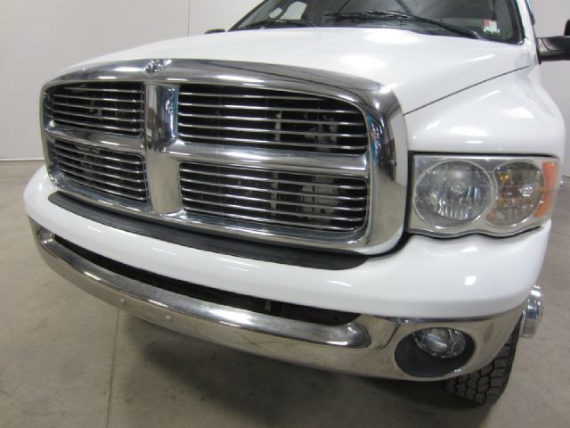 Dodge Ram 3500 2004 photo 6