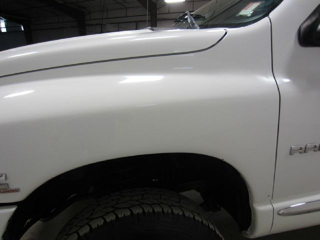 Dodge Ram 3500 2004 photo 78