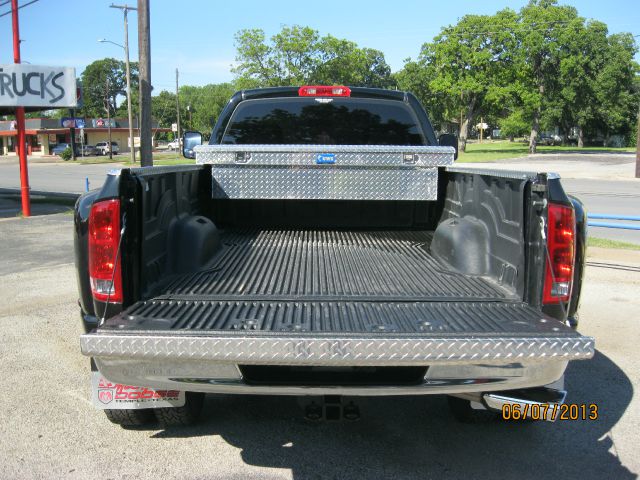 Dodge Ram 3500 2004 photo 11