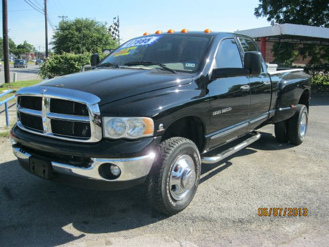 Dodge Ram 3500 2004 photo 15