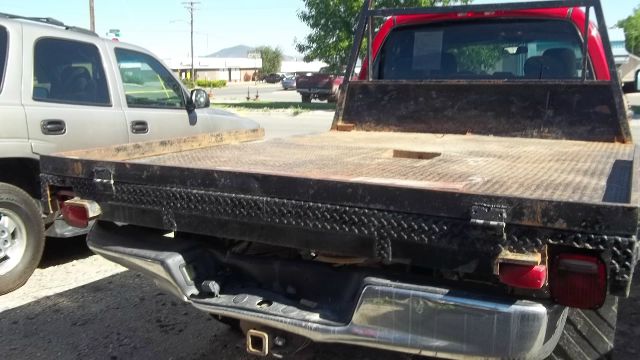 Dodge Ram 3500 2004 photo 2