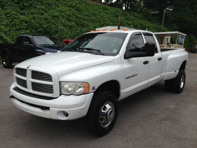 Dodge Ram 3500 2004 photo 4