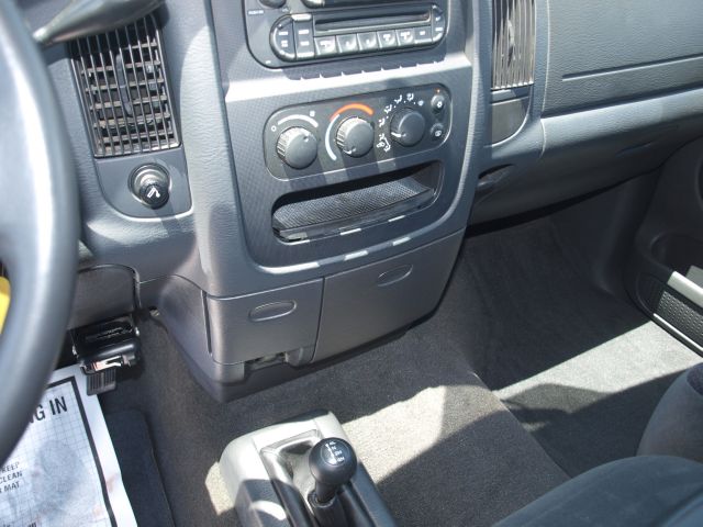 Dodge Ram 3500 2005 photo 4