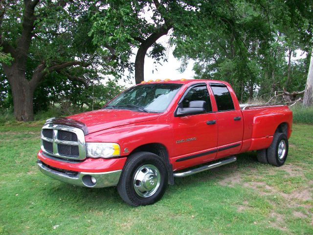 Dodge Ram 3500 2005 photo 25