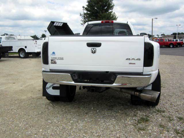 Dodge Ram 3500 2005 photo 3