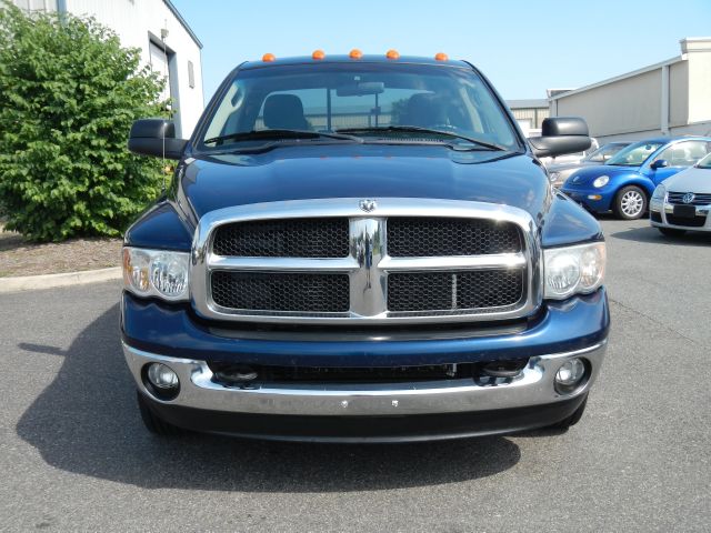 Dodge Ram 3500 2005 photo 27