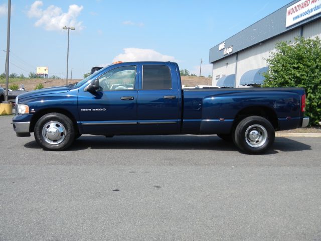 Dodge Ram 3500 2005 photo 28