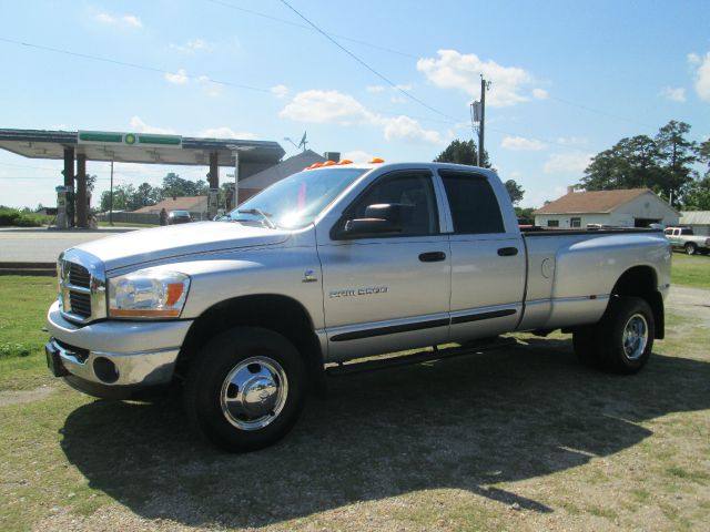 Dodge Ram 3500 2006 photo 4