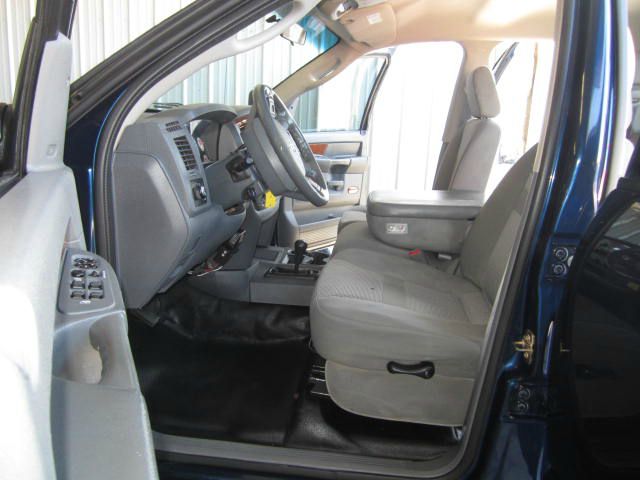 Dodge Ram 3500 2006 photo 2