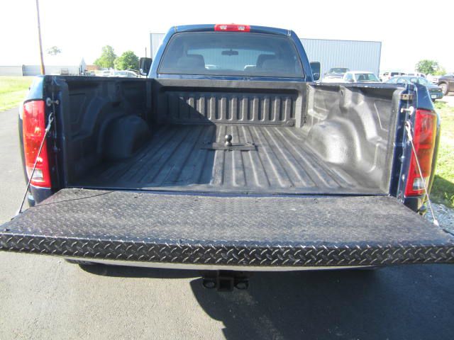 Dodge Ram 3500 2006 photo 3