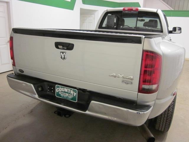 Dodge Ram 3500 2006 photo 2