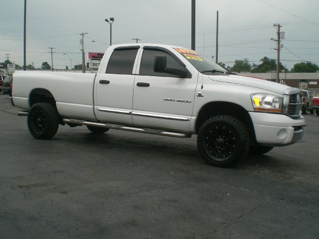 Dodge Ram 3500 2006 photo 1