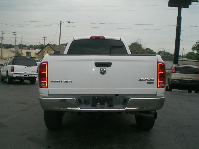 Dodge Ram 3500 2006 photo 3