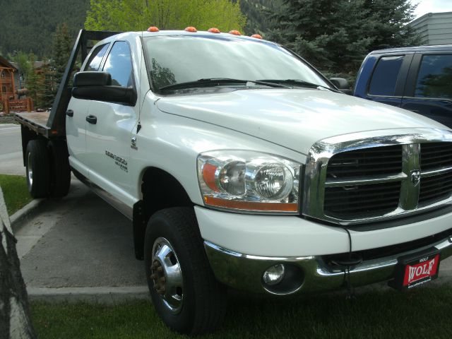 Dodge Ram 3500 2006 photo 16