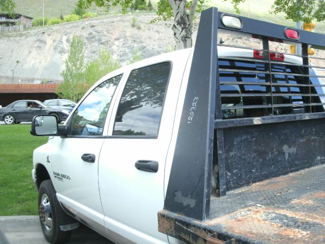 Dodge Ram 3500 2006 photo 2