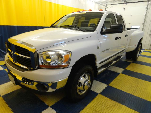 Dodge Ram 3500 2006 photo 1