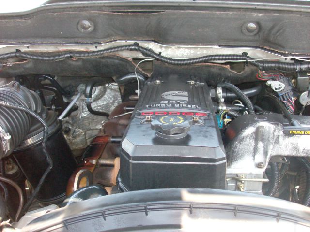 Dodge Ram 3500 2006 photo 2