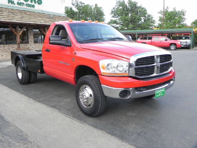 Dodge Ram 3500 2006 photo 10