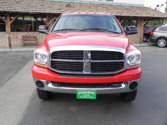 Dodge Ram 3500 2006 photo 12