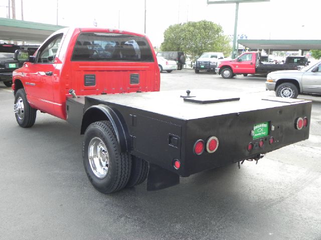 Dodge Ram 3500 2006 photo 6