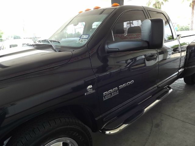 Dodge Ram 3500 2006 photo 4