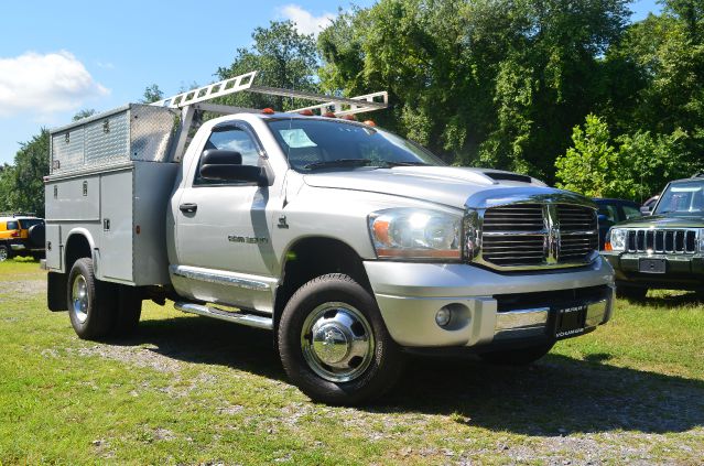 Dodge Ram 3500 2006 photo 1