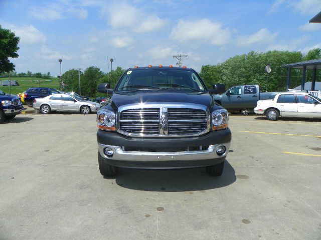 Dodge Ram 3500 2006 photo 1