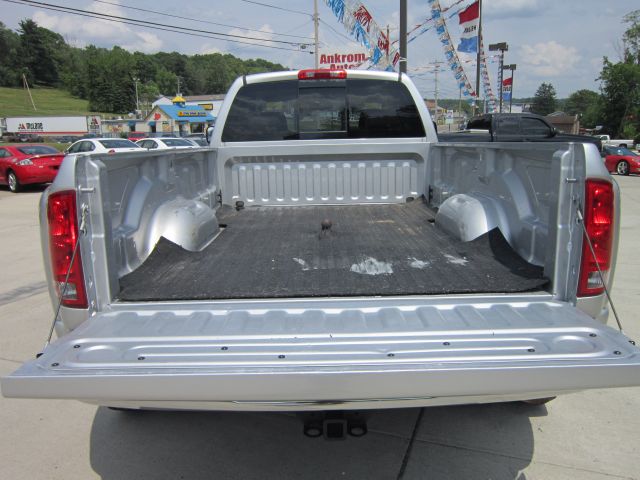 Dodge Ram 3500 2006 photo 44