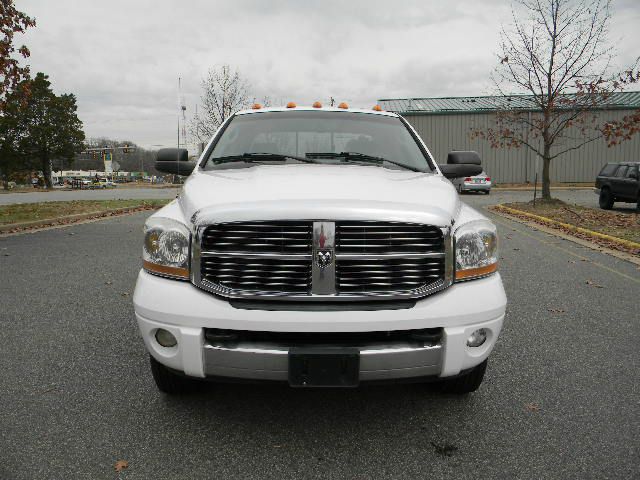 Dodge Ram 3500 2006 photo 3