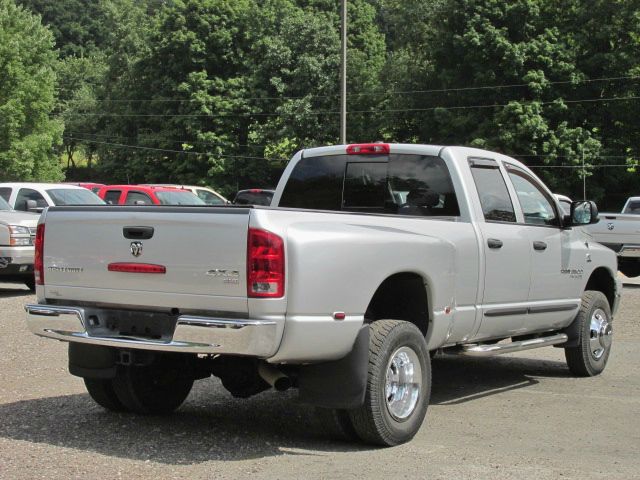 Dodge Ram 3500 2006 photo 4