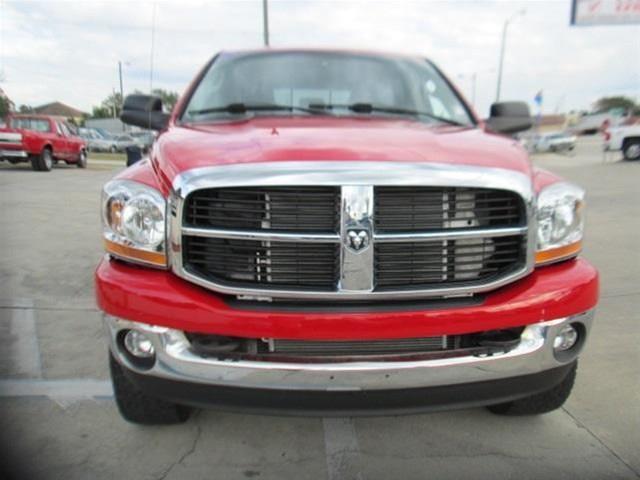 Dodge Ram 3500 2006 photo 3