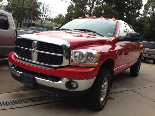 Dodge Ram 3500 2006 photo 3