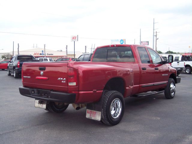 Dodge Ram 3500 2006 photo 2