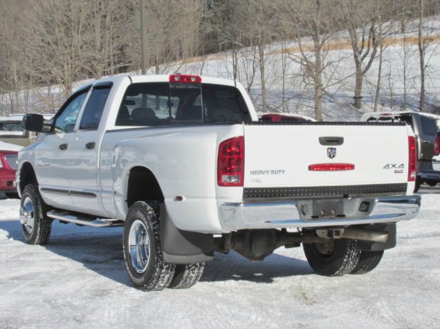 Dodge Ram 3500 2006 photo 2