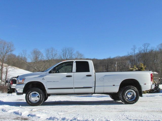 Dodge Ram 3500 2006 photo 3