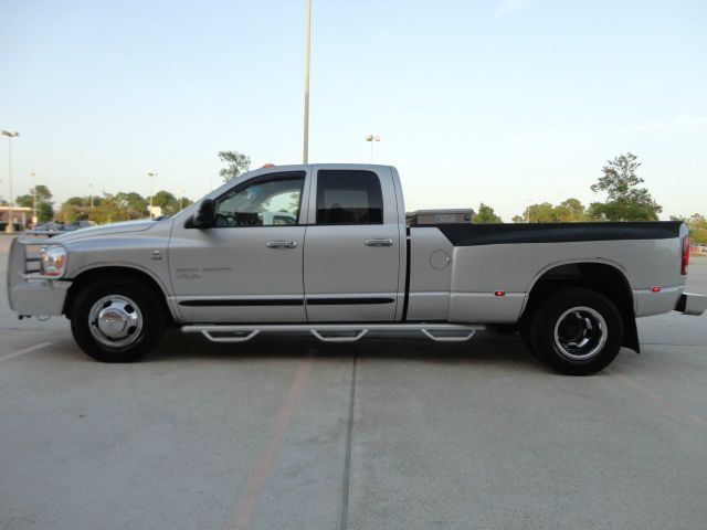 Dodge Ram 3500 2006 photo 1