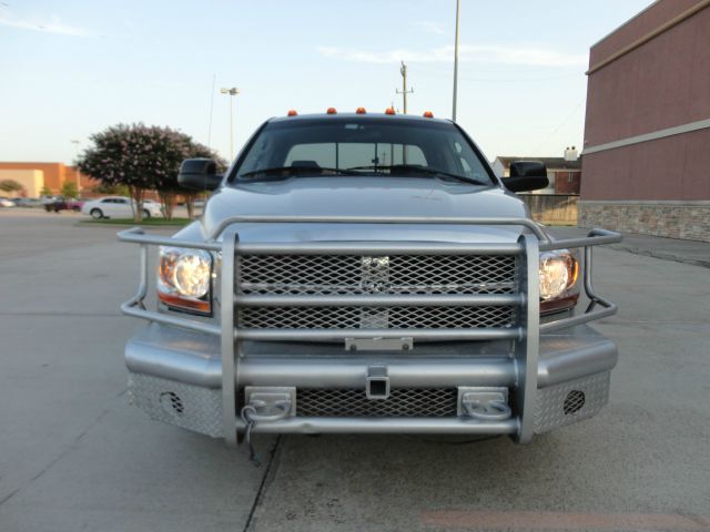 Dodge Ram 3500 2006 photo 2