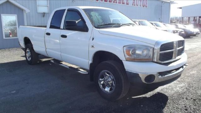 Dodge Ram 3500 2006 photo 2