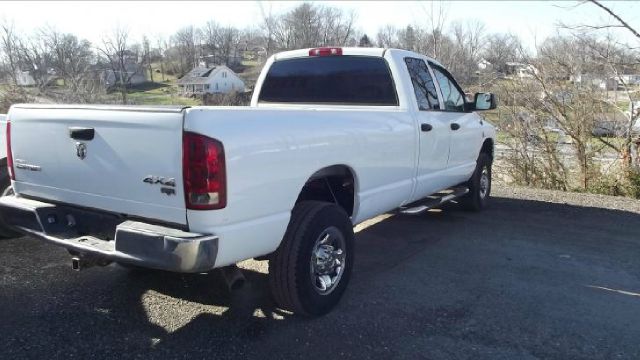 Dodge Ram 3500 2006 photo 4