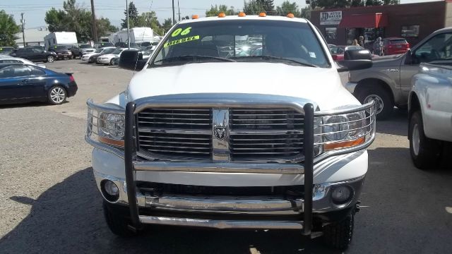 Dodge Ram 3500 2006 photo 3