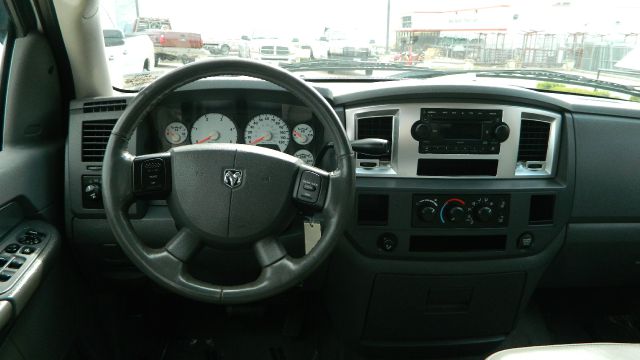 Dodge Ram 3500 2007 photo 11