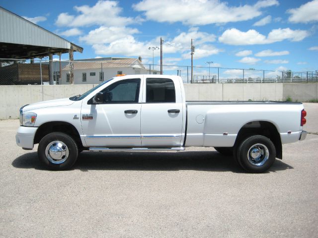 Dodge Ram 3500 2007 photo 23