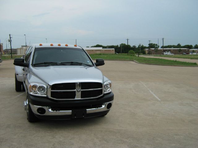 Dodge Ram 3500 2007 photo 2