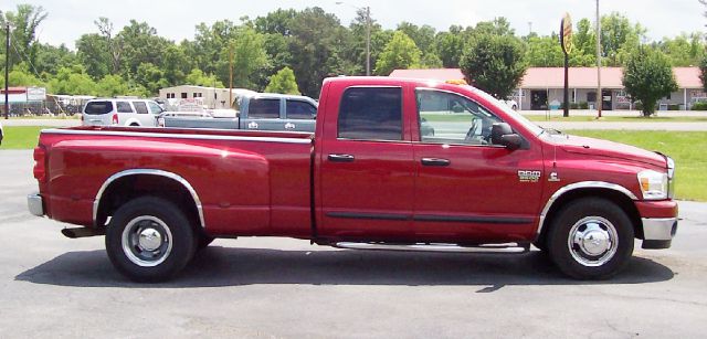 Dodge Ram 3500 2007 photo 21