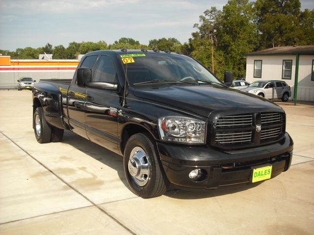 Dodge Ram 3500 2007 photo 2