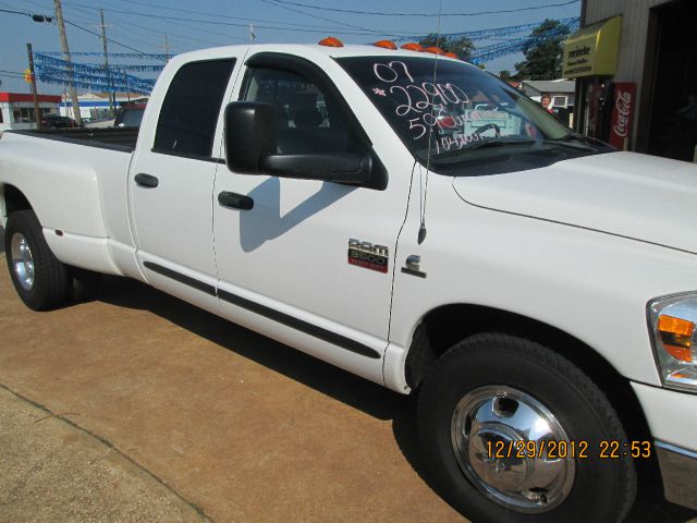 Dodge Ram 3500 2007 photo 2